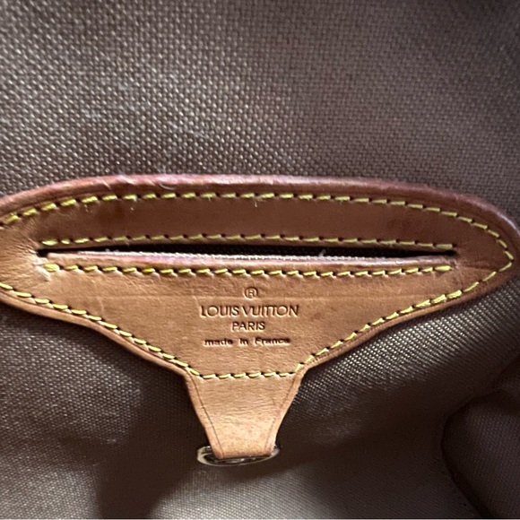 Authentic Vintage Louis Vuitton Monogram Ellipse PM Handbag - Picture 16 of 17